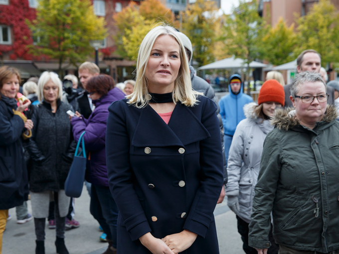 The Crown Princess outside of Asker Cultural Centre where she took part in Mental Helse Ungdom’s celebration of World Mental Health Day in 2016. Photo: Cornelius Poppe / NTB scanpix